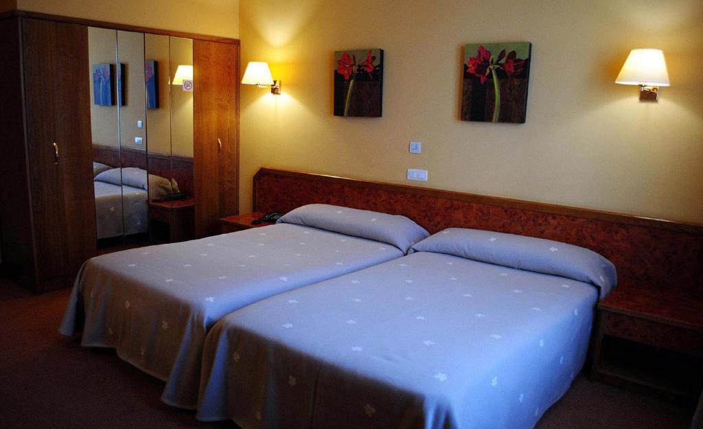 Hotel Gernika - Adults Only Phòng bức ảnh